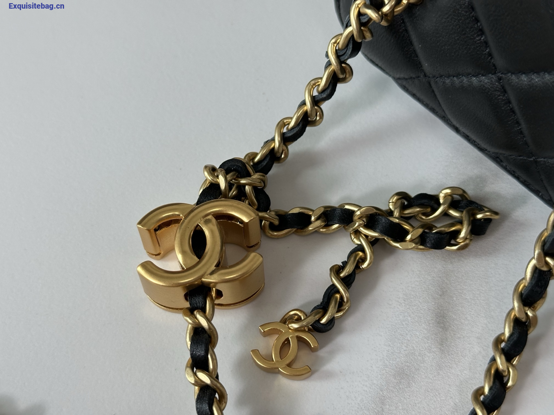 Chanel Trendy CC Vanity leather handbag Black, Leather