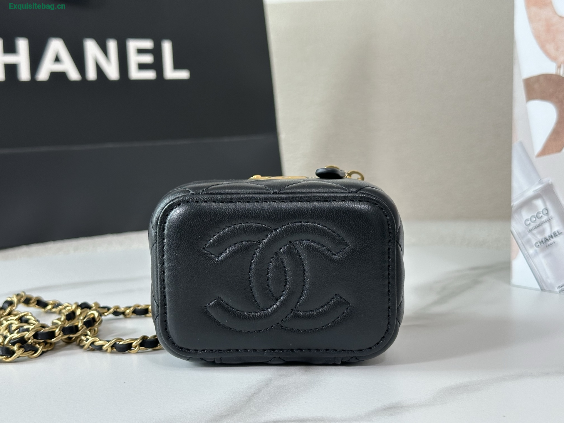 Chanel Trendy CC Vanity leather handbag Black, Leather