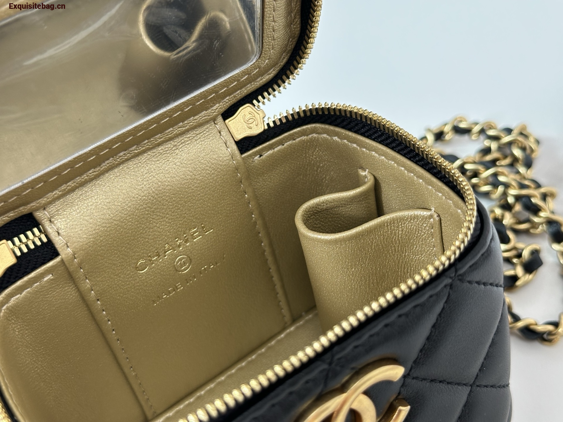 Chanel Trendy CC Vanity leather handbag Black, Leather