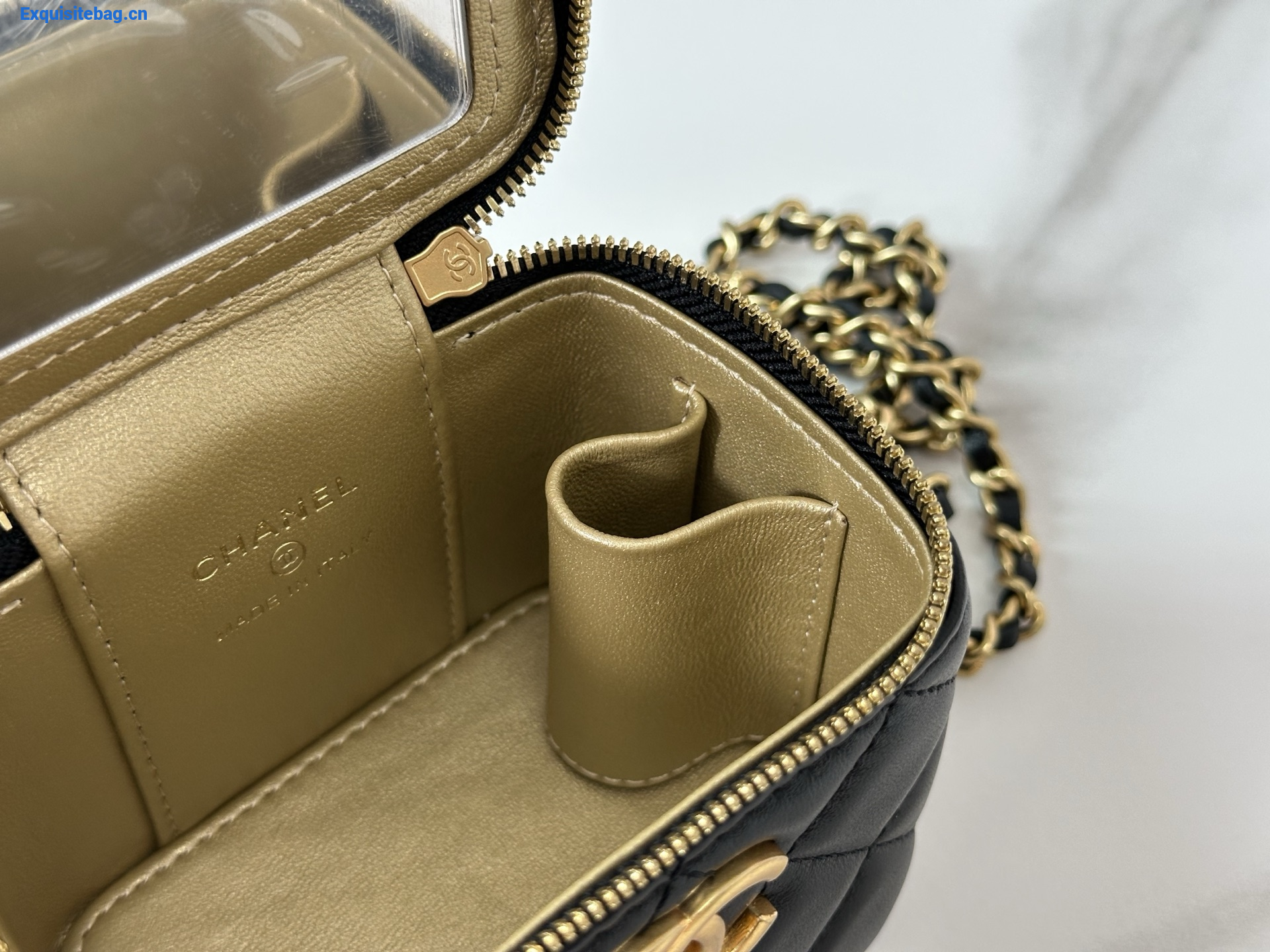 Chanel Trendy CC Vanity leather handbag Black, Leather