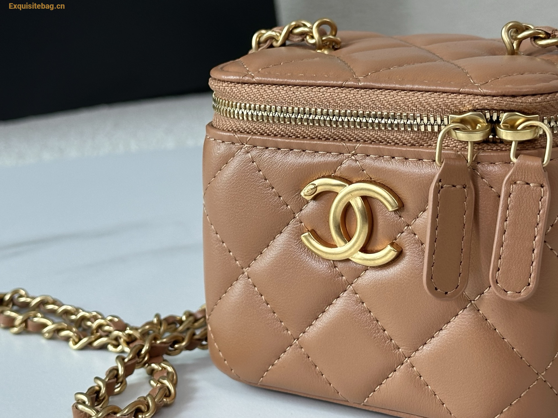 Chanel Trendy CC Vanity leather handbag Brown, Leather