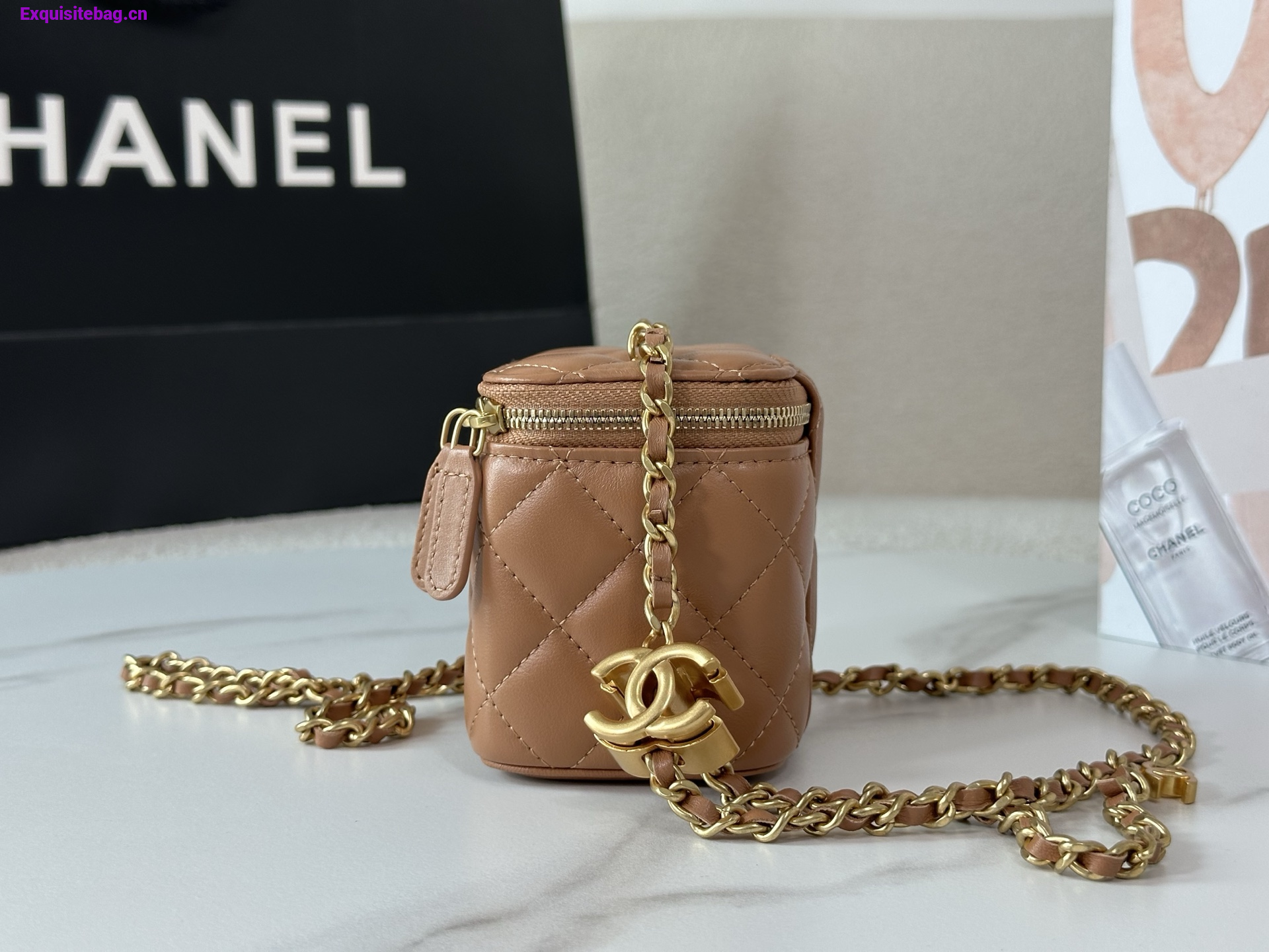 Chanel Trendy CC Vanity leather handbag Brown, Leather