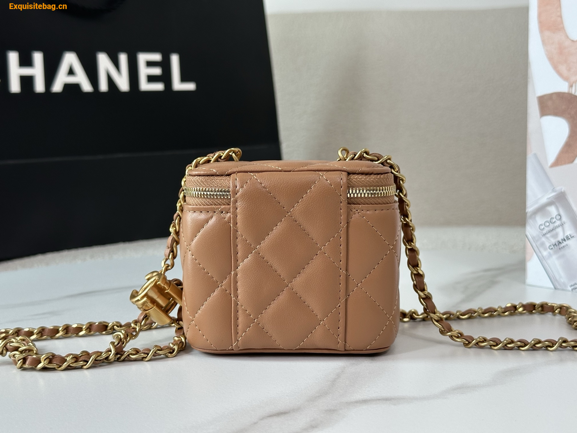 Chanel Trendy CC Vanity leather handbag Brown, Leather