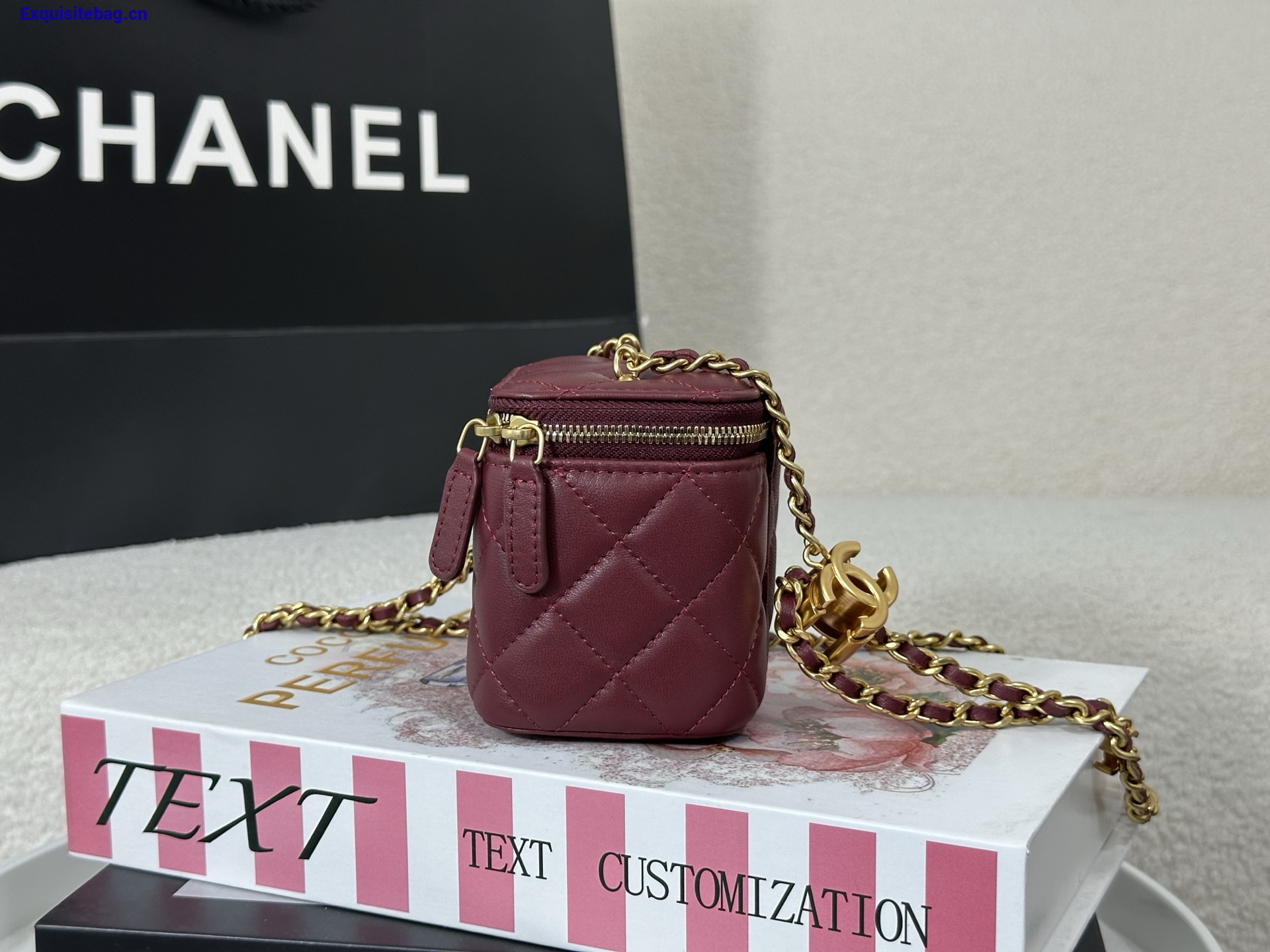 Chanel Trendy CC Vanity leather handbag Burgundy , Leather