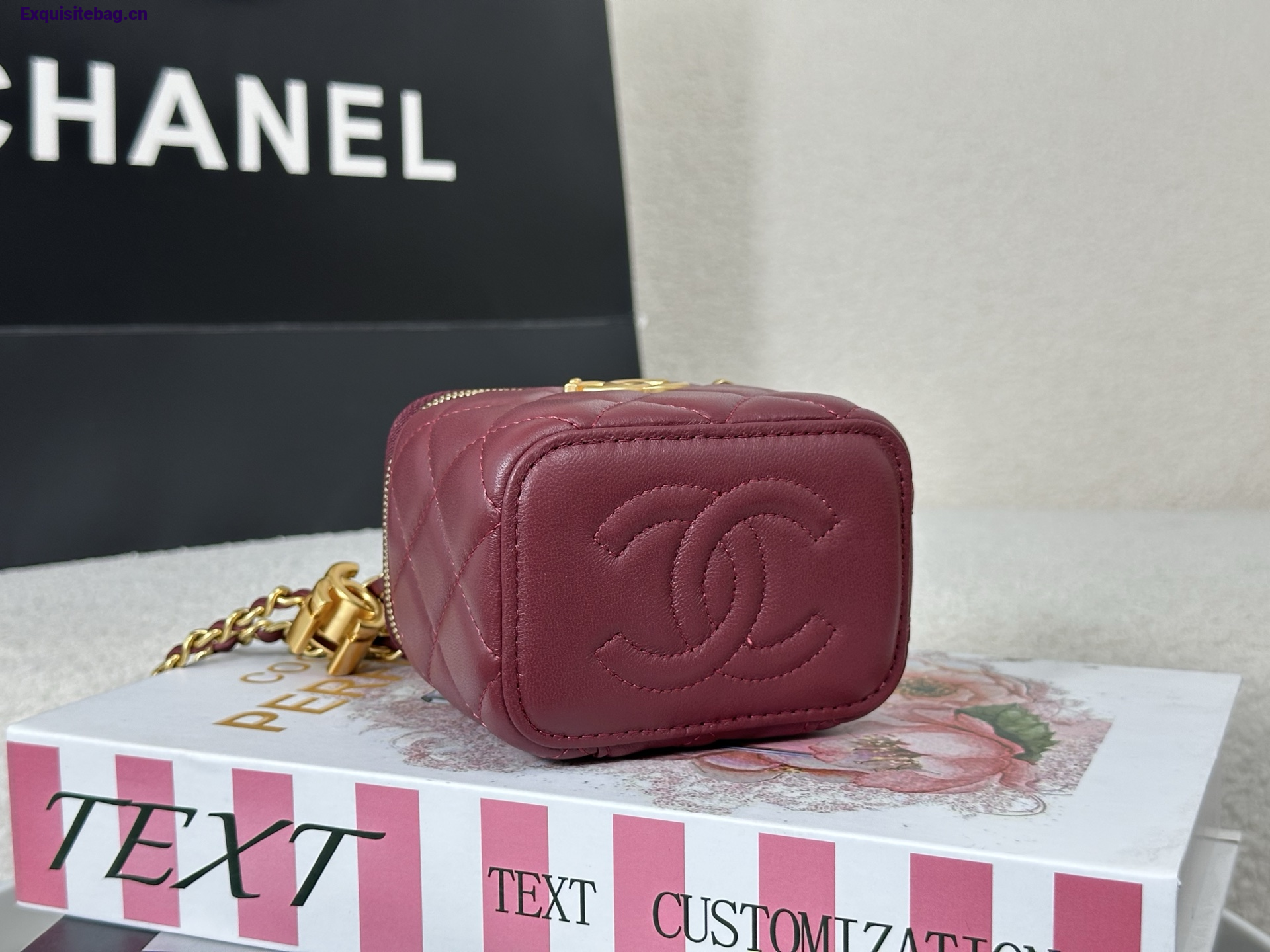 Chanel Trendy CC Vanity leather handbag Burgundy , Leather