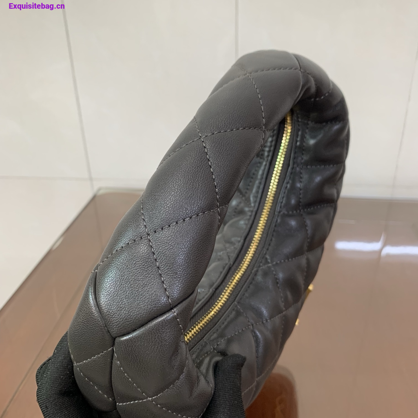 Saint Laurent Le 5 A 7 Small Embossed Suede Hobo Bag Grey