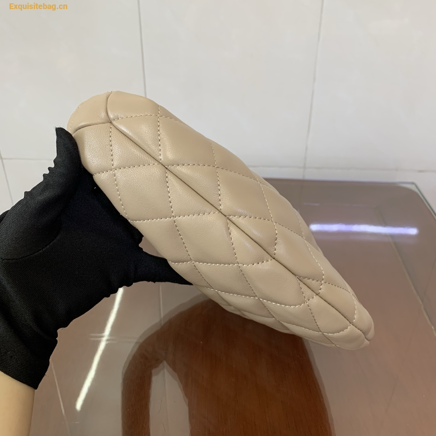 Saint Laurent Le 5 A 7 Small Embossed Suede Hobo Bag Beige