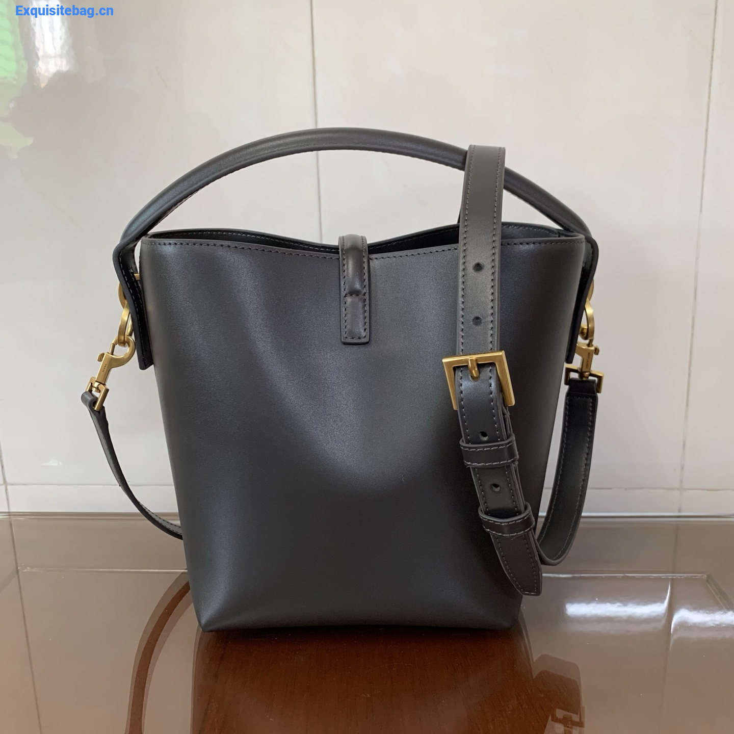 Saint Laurent LE 37 Small Bucket Bag