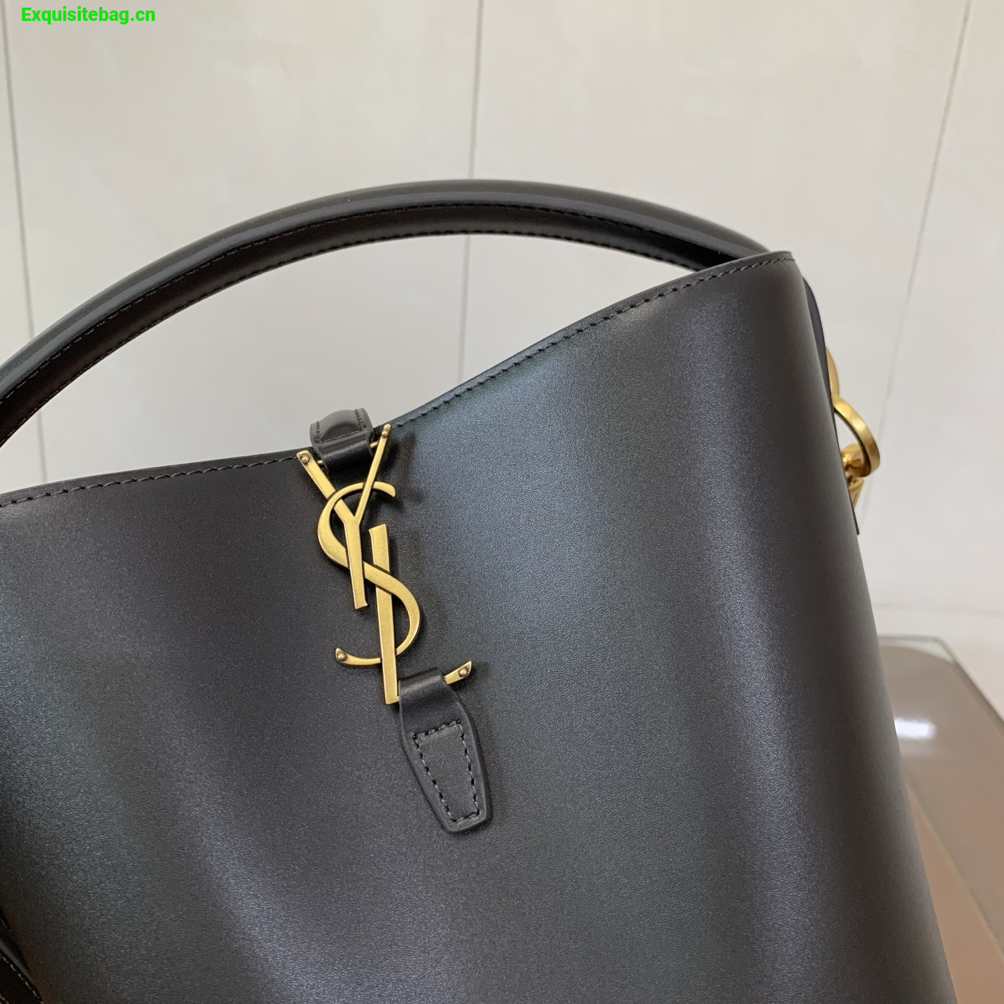 Saint Laurent LE 37 Small Bucket Bag