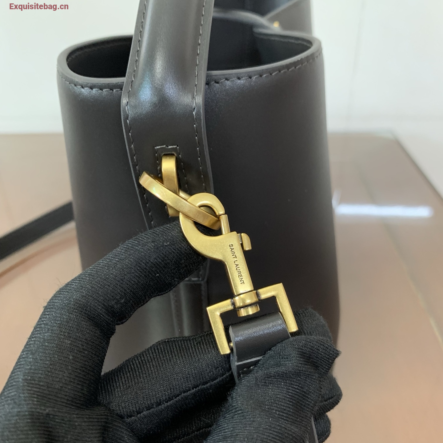 Saint Laurent LE 37 Small Bucket Bag