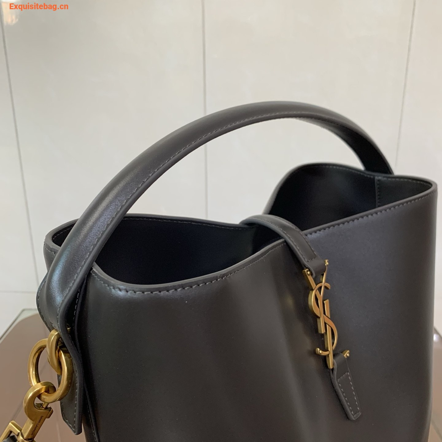 Saint Laurent LE 37 Large Bucket Bag