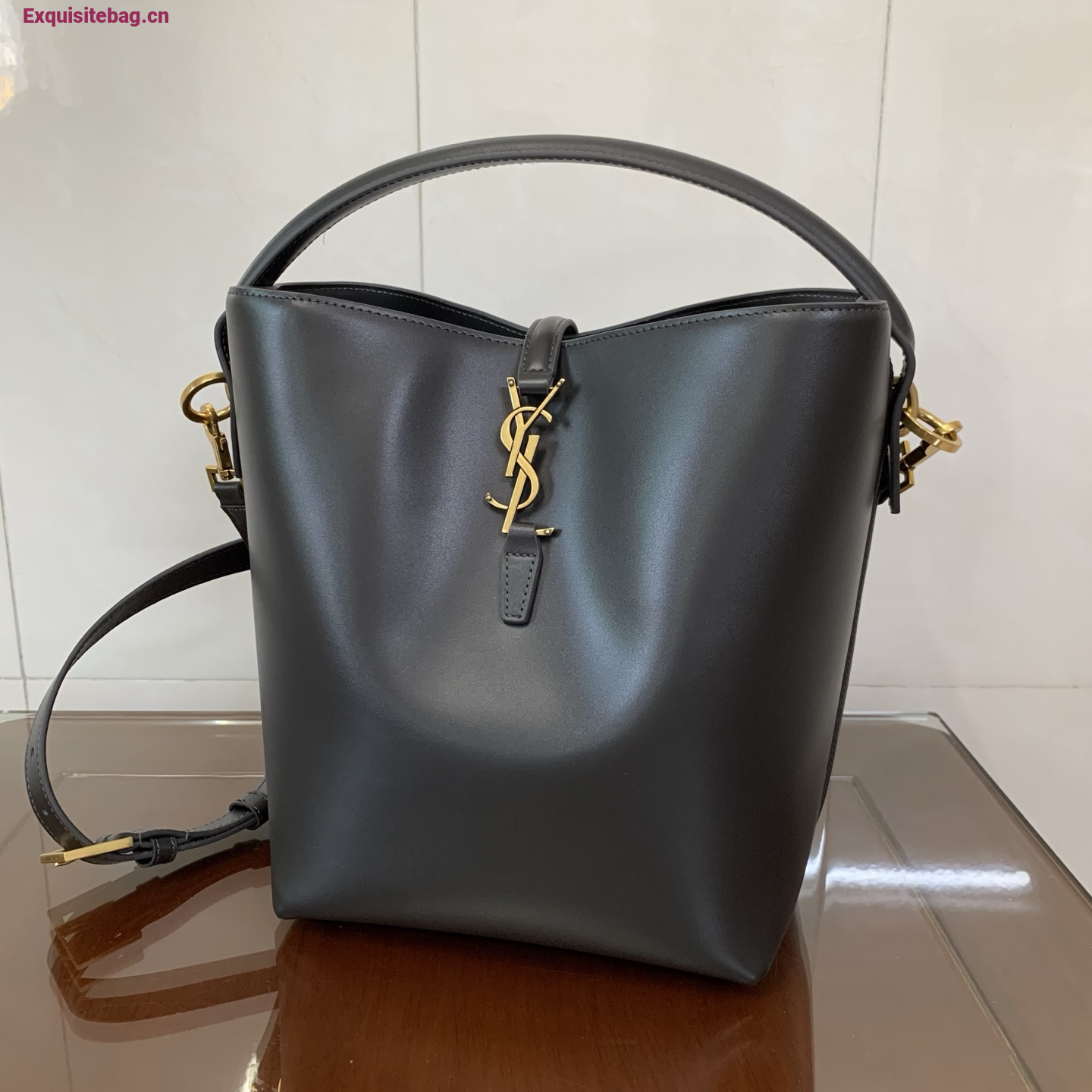 Saint Laurent LE 37 Large Bucket Bag