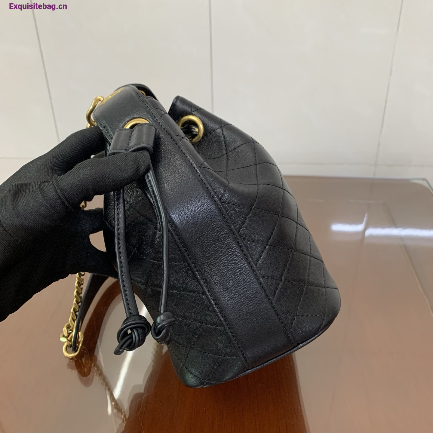 Saint Laurent Cassandra Mini leather bucket bag Balck