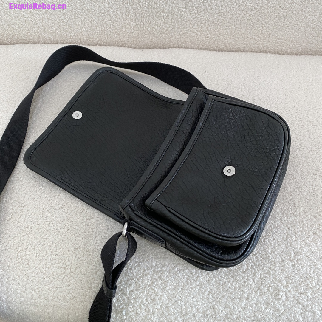 Saint Laurent Niki Postman Bag Black