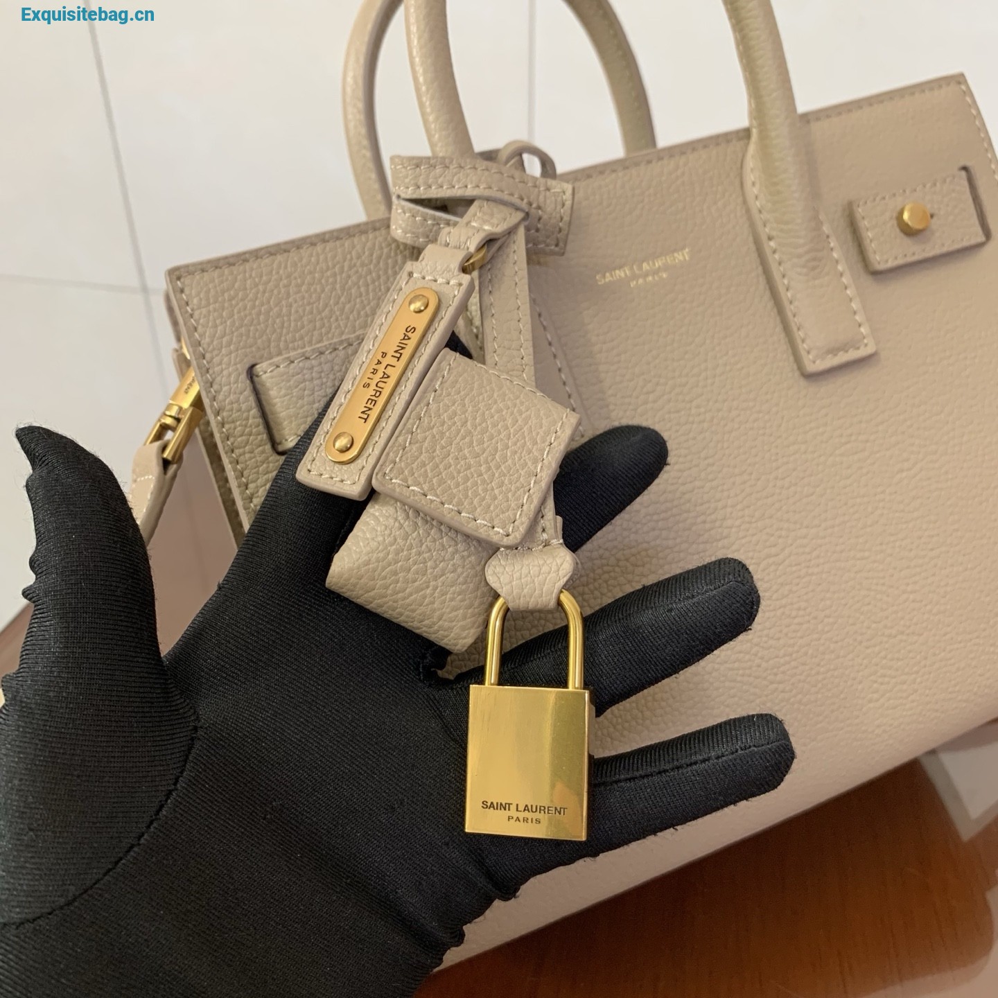 Saint Laurent Sac De Jour Tote Bag Beige