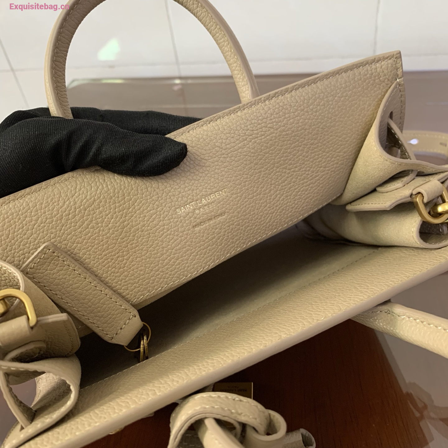 Saint Laurent Sac De Jour Tote Bag Beige