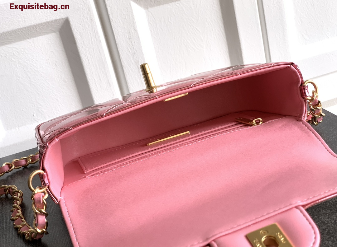 Chanel Mini flip bag