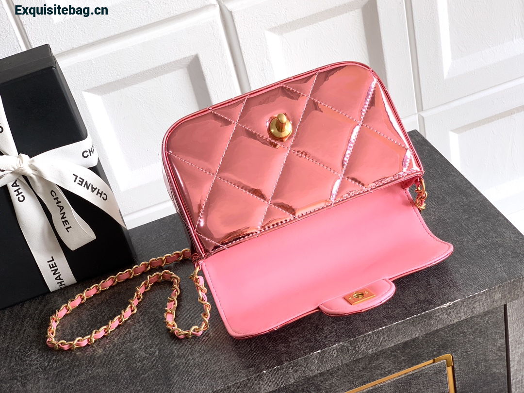 Chanel Mini flip bag