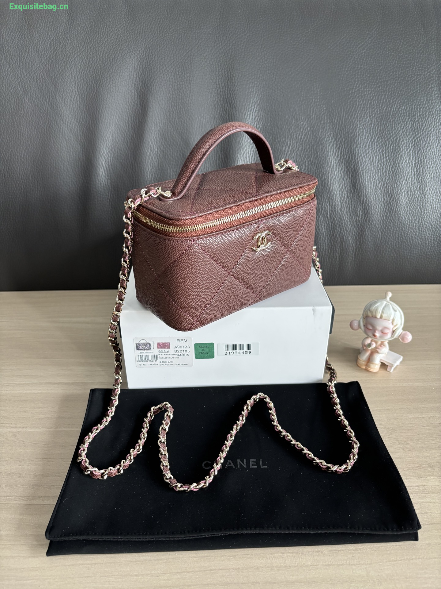 Chanel 31 series mini handbag Brown