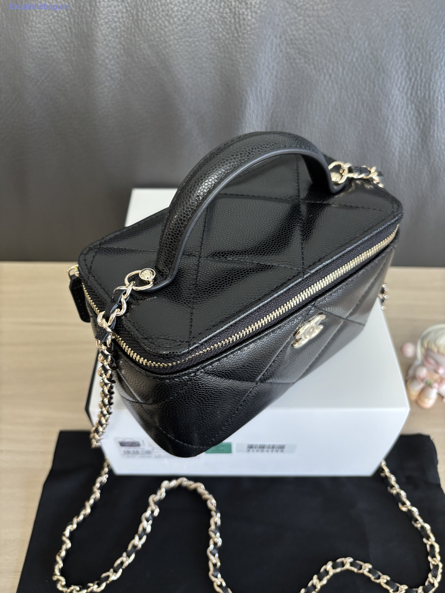 Chanel 31 series mini handbag Black
