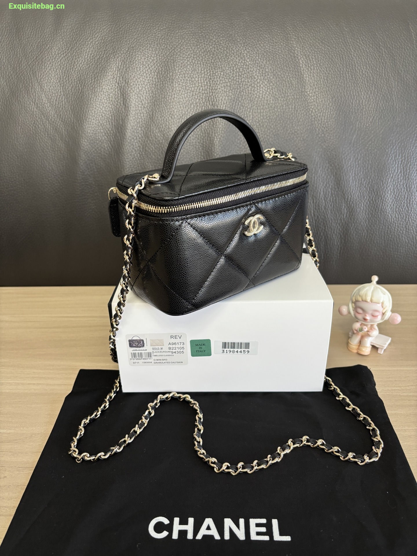 Chanel 31 series mini handbag Black