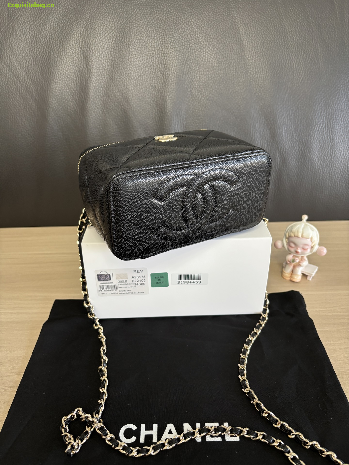 Chanel 31 series mini handbag Black