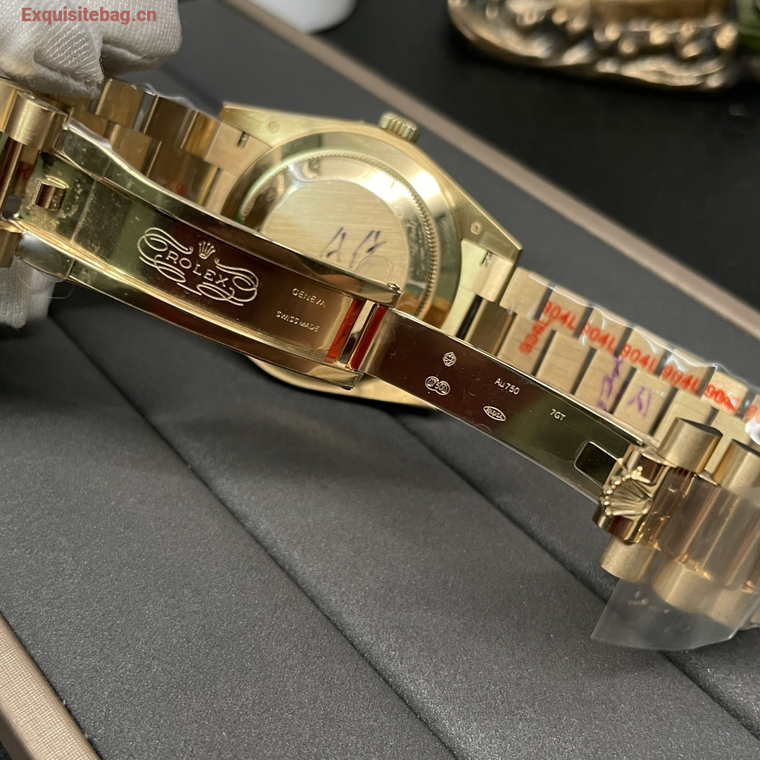 Rolex Oyster Perpetual Day-Date