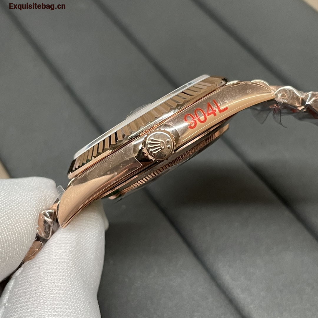 Rolex Oyster Perpetual Day-Date