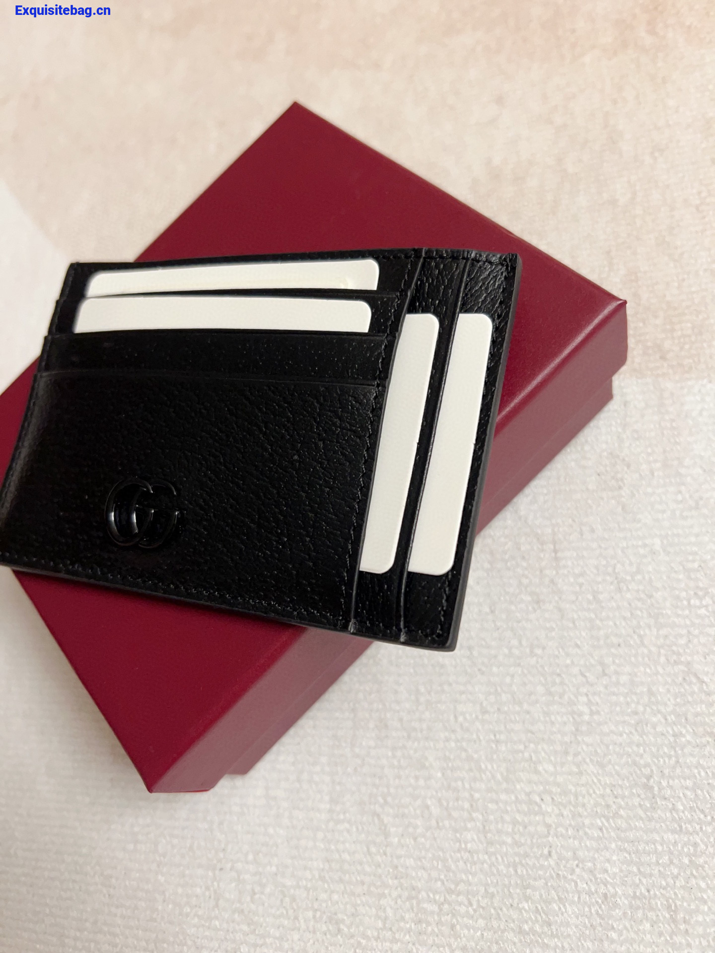 Gucci GG Marmont black leather cardholder
