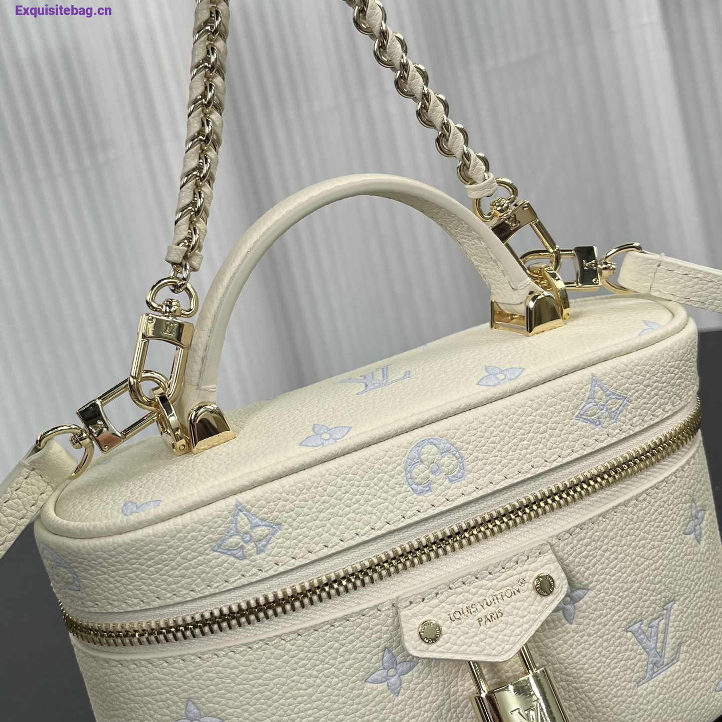 Louis Vuitton Vanity Chain Pouch in white leather