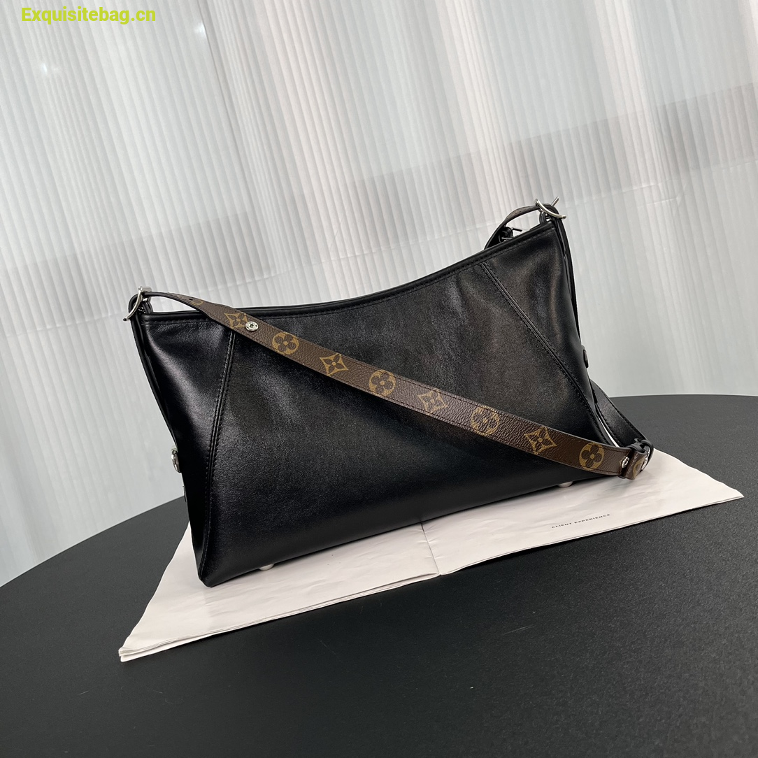 Louis Vuitton black leather shoulder bag
