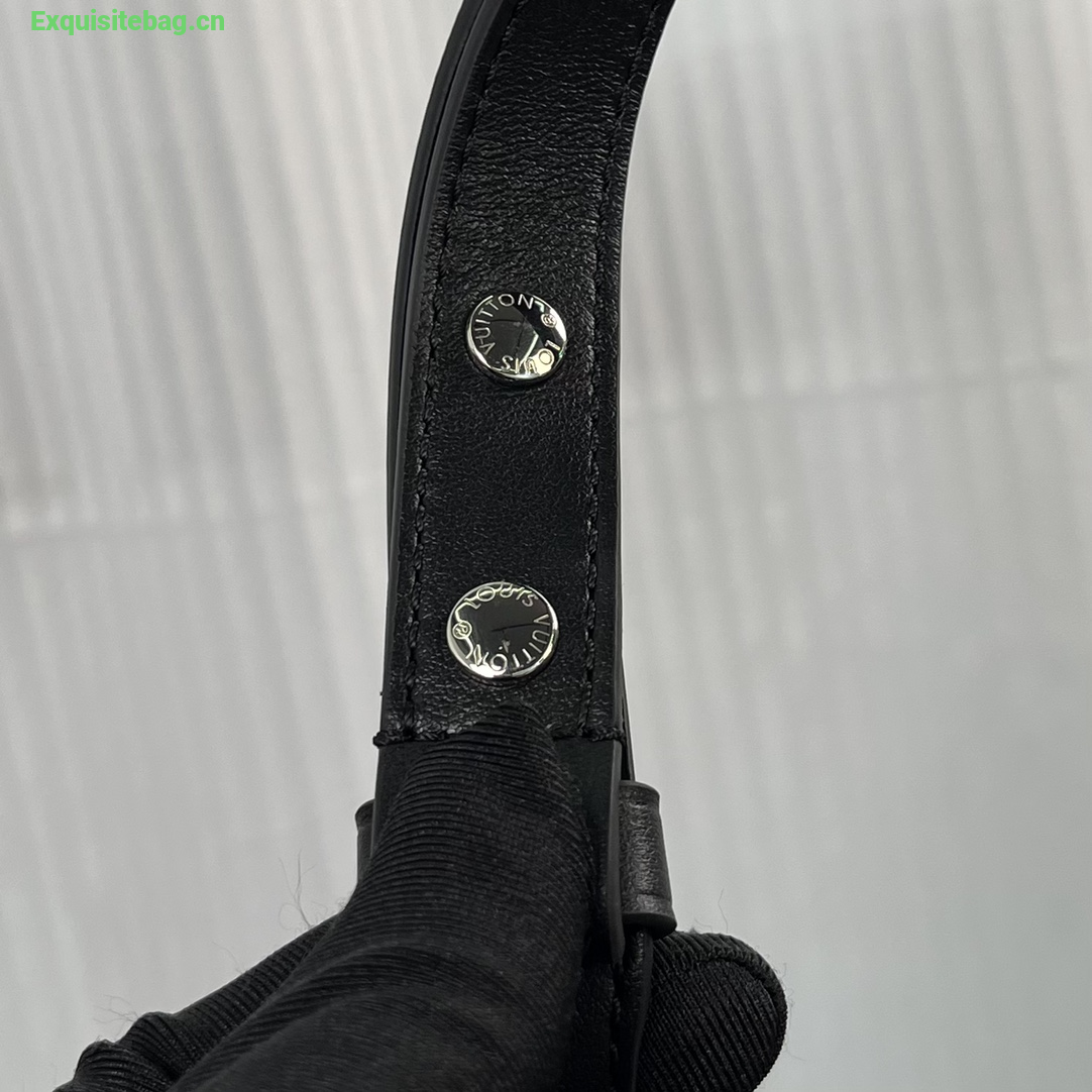 Louis Vuitton black leather shoulder bag