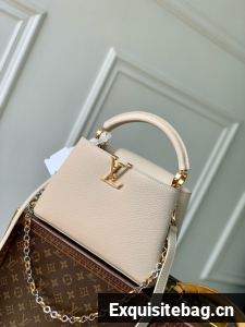 Louis Vuitton Capucines BB M12936 Cream