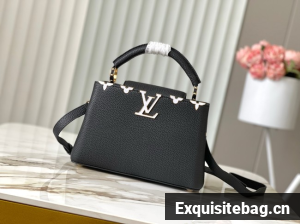 Louis Vuitton Capucines BB M48865 black