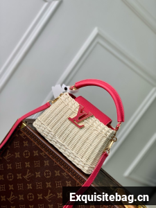 Louis Vuitton Capucines Mini M11617 rose