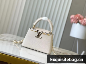 Louis Vuitton Capucines Mini M48864 white