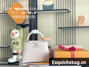 Louis Vuitton Capucines BB Mother Pearl Logo M23766 Off-white