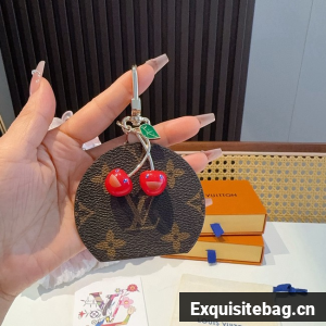 Louis Vuitton Gloss Key Holder M65221-10