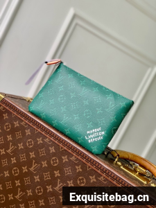 Louis Vuitton NEW Key Pouch M M27109 green