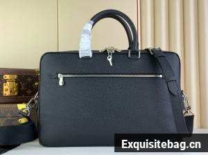 Louis Vuitton PORTE-DOCUMENTS VOYAGE M33441 black