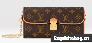 Louis Vuitton Pochette Camille M13566