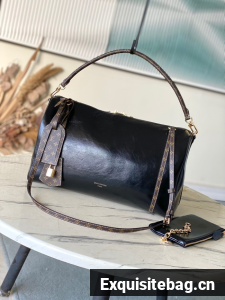 Louis Vuitton Side Trunk GM M13668 black