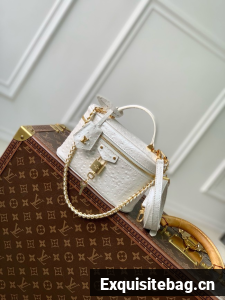 Louis Vuitton Vanity PM M25123 white