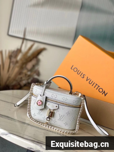 Louis Vuitton Vanity Pouch M11298 white