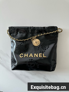 CHANEL 22 SMALL HANDBAG AS3980 black