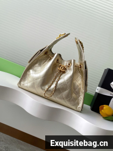 CHANEL 25 SMALL HANDBAG AS5293 Gold