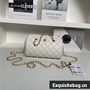 CHANEL CLUTCH WITH CHAIN AP4474 White