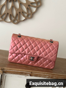 CHANEL Classic 11.12 handbag A01112-4