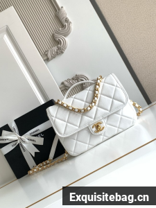 CHANEL Flap Bag AP5347 white