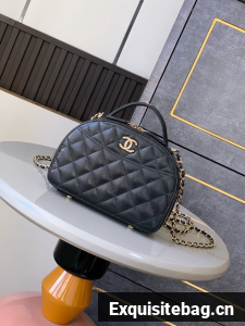 CHANEL LONG VANITY WITH CHAIN AP425C BLACK